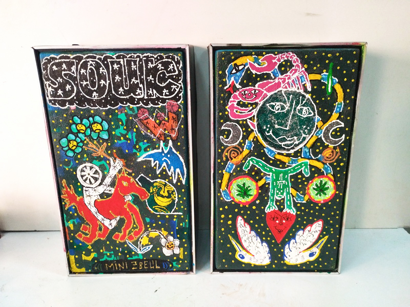 altavoz ambientado 43.5x25.5x18 1+1u